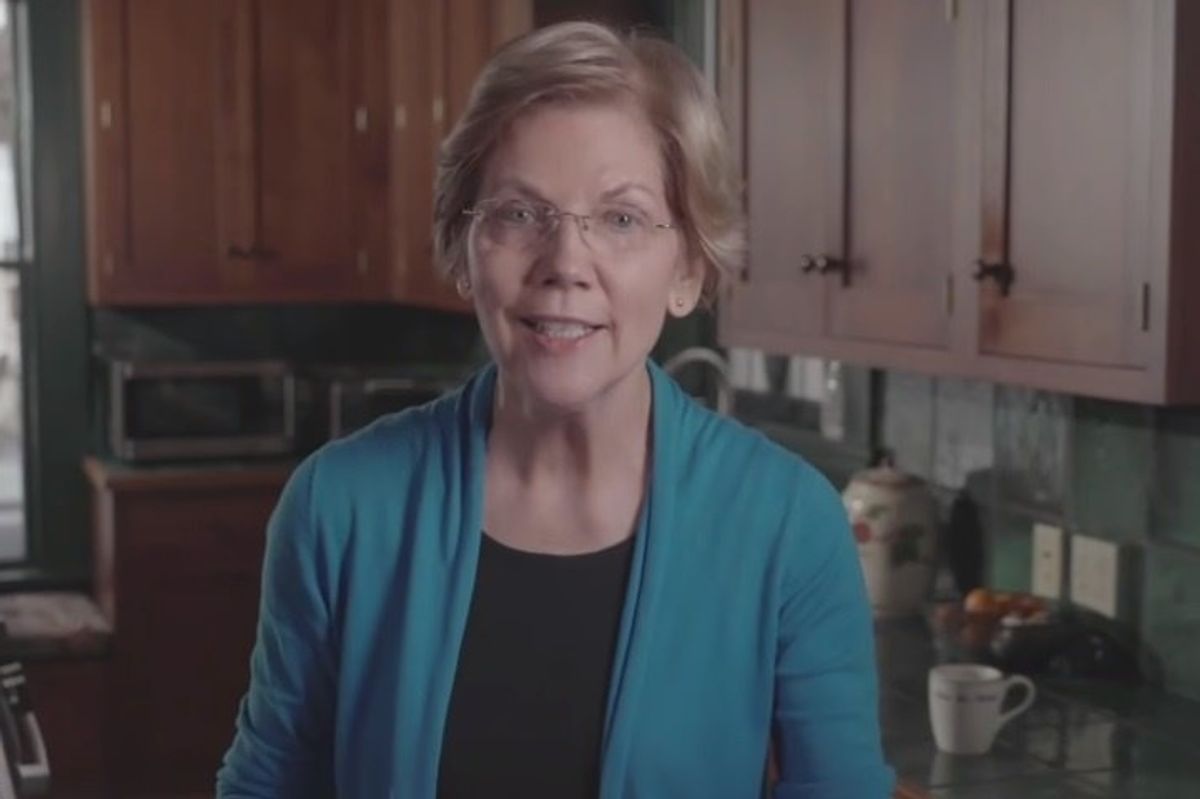Should Elizabeth Warren's Republican Past Disqualify Her? No, That Is Stupid.