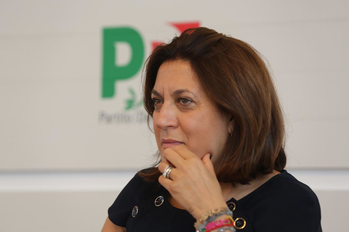 Umbria, spuntano i favori alle coop. Scaricata dal Pd, la Marini si dimette