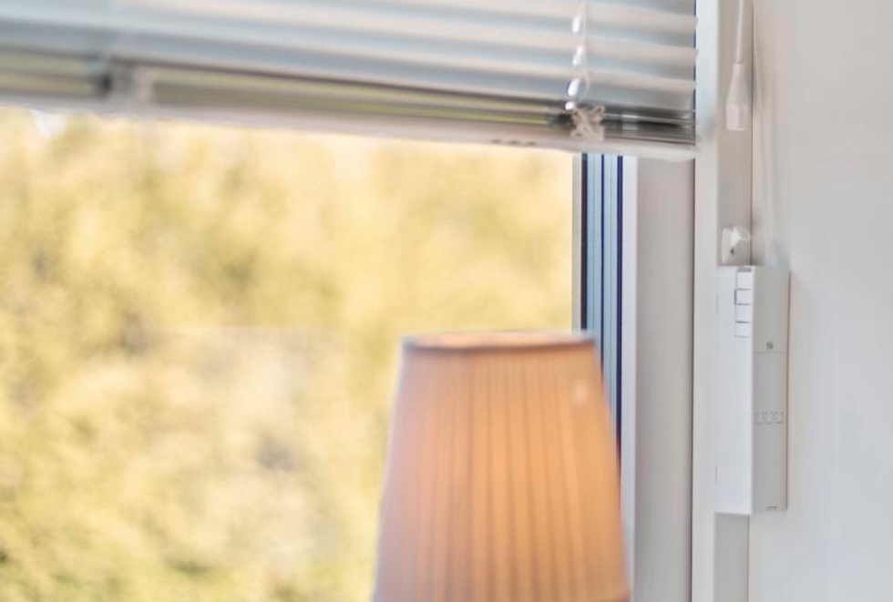 Product image of Move by Teptron window blind motor