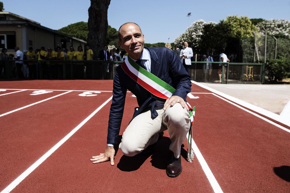 Indagato Frongia, il fedelissimo della Raggi