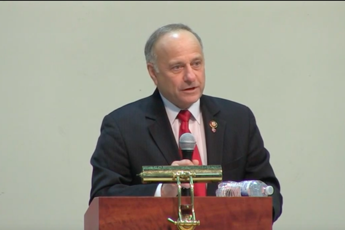 Steve King Borrows Obama's Time Machine To Be Racist About Hurricane Katrina