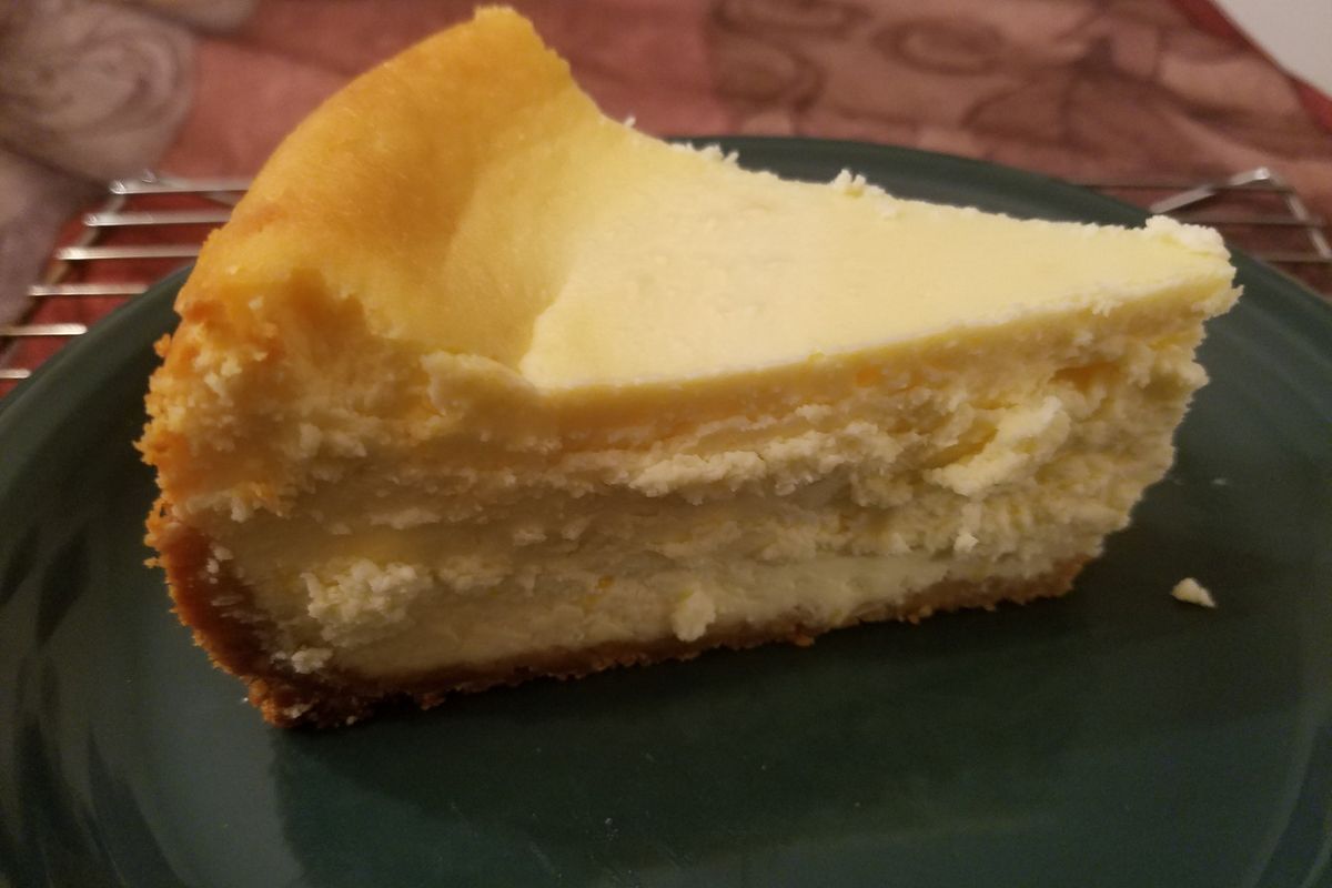 You Eat Now: Lemon Cheesecake With Lemon Crust!
