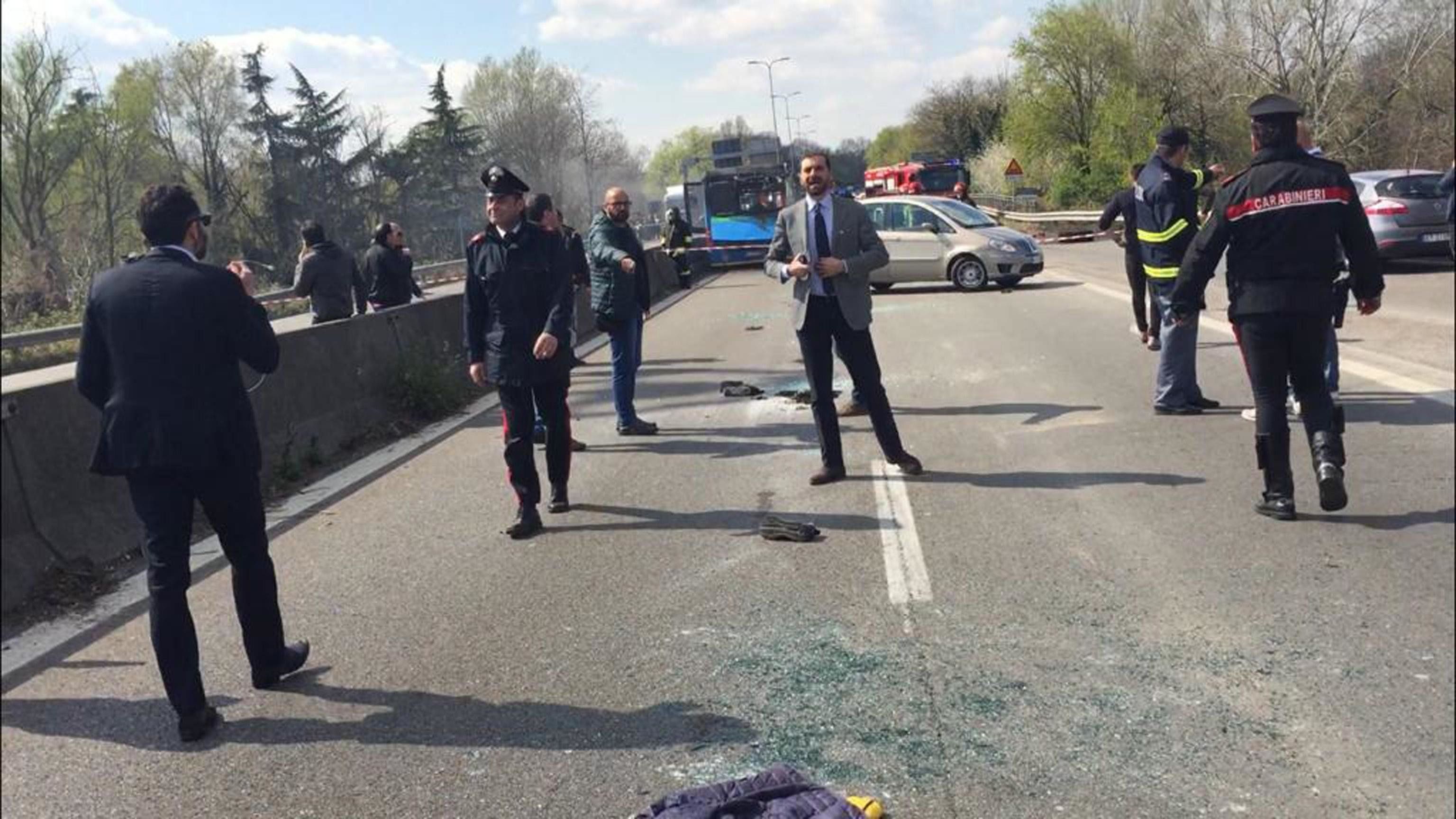 «Sentivo le voci dei bambini affogati». Però ha incendiato il bus con quelli vivi