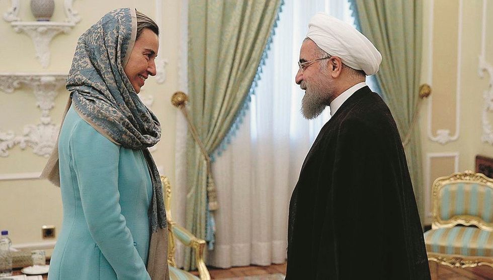 Chi calunnia il Congresso di Verona poi omaggia gli sterminatori di gay