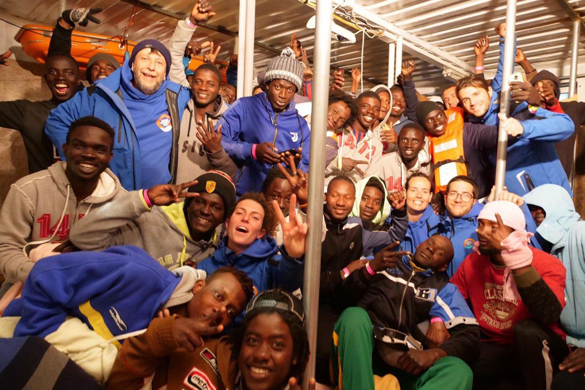 La banda dei falsari degli esami di lingua. A 6.000 stranieri l’attestato di italiano