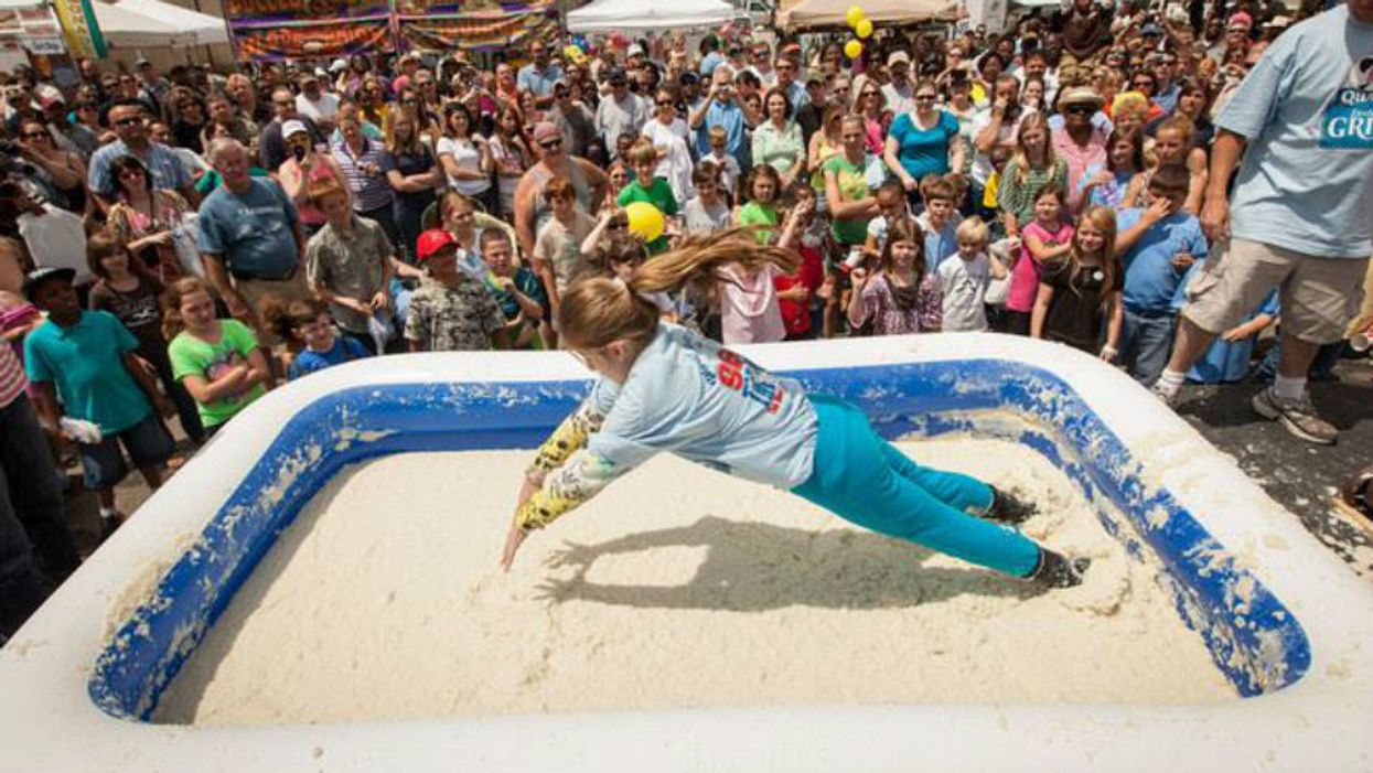 This South Carolina challenge requires you to trap the most grits by rolling around in them