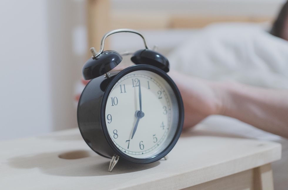 3 Guaranteed Ways To Make Sure Your Alarm Wakes You Up