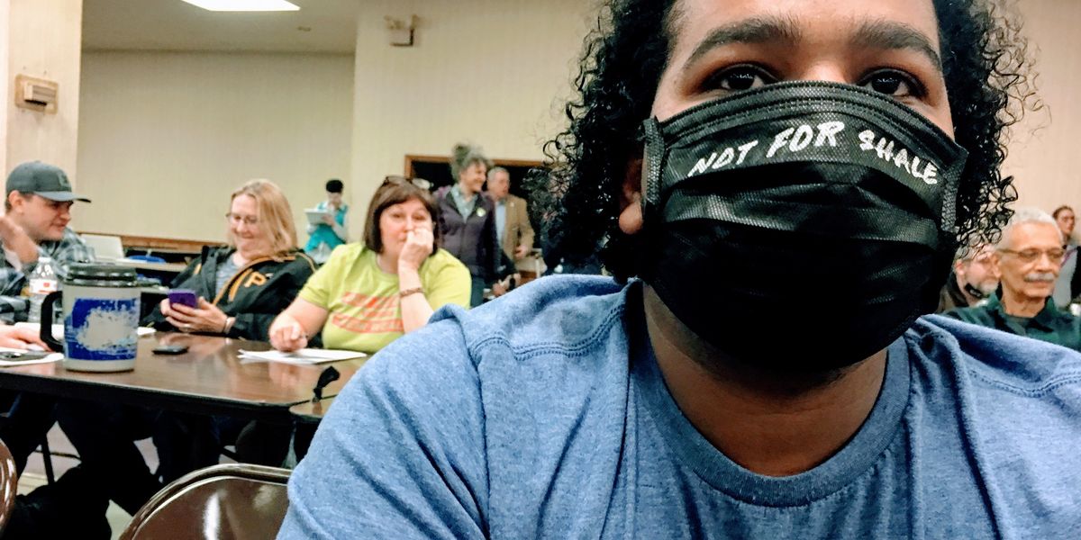 Residents shout down oil and gas execs over fracking at US Steel mill