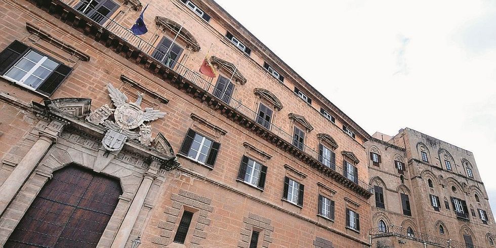 Se sbagli ti premio. La cuccagna dei dirigenti statali. Aumenti a pioggia per fannulloni e assenteisti