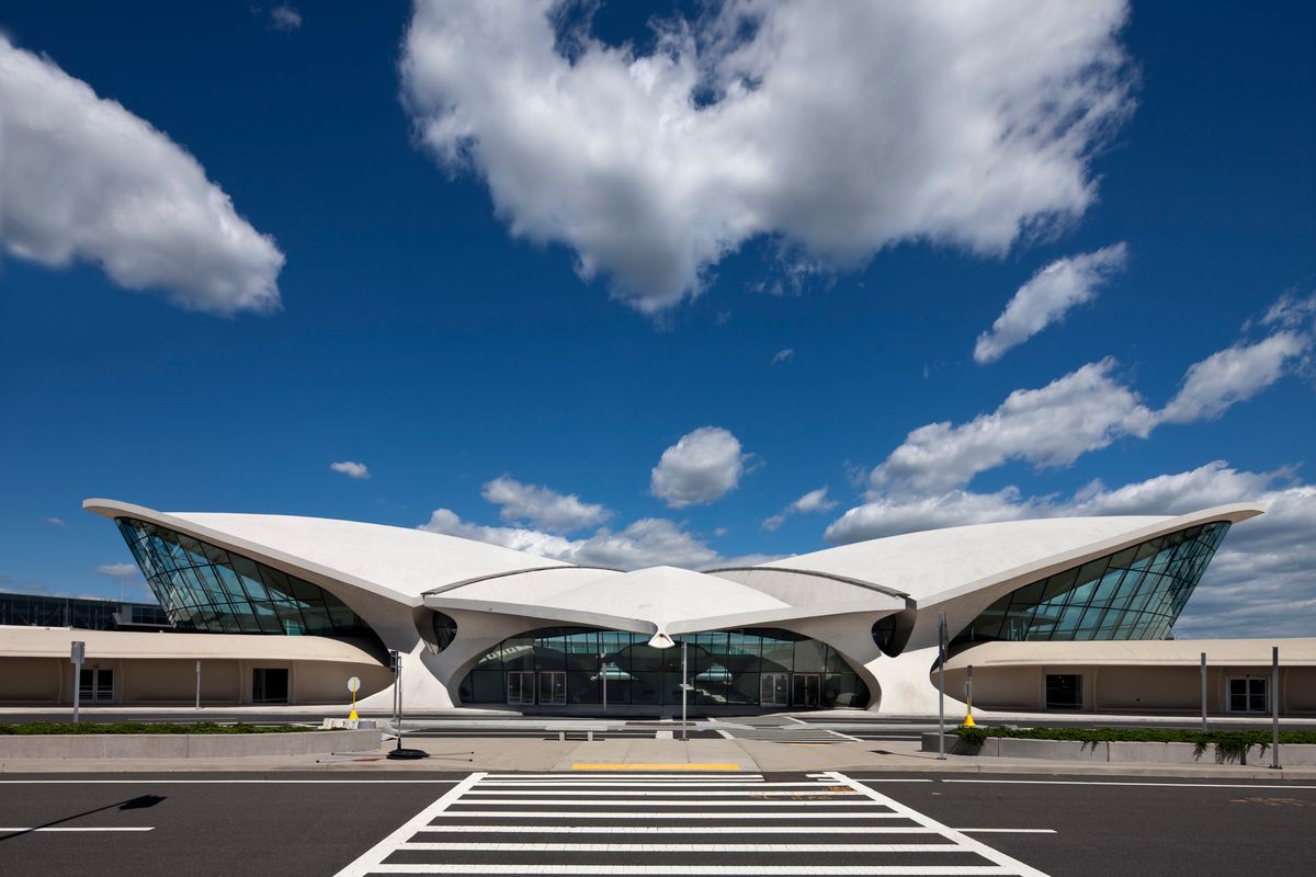 Louis Vuitton - A hint of what Nicolas Ghesquière will be presenting at his  next Louis Vuitton Cruise show in New York. Watch live from the TWA Flight  Center on Wednesday, May