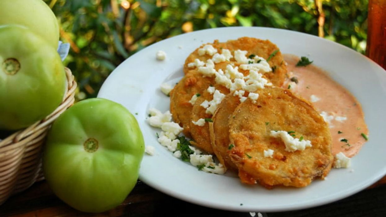 Chrissy Teigen polled Twitter about fried green tomatoes, and Southerners stepped in