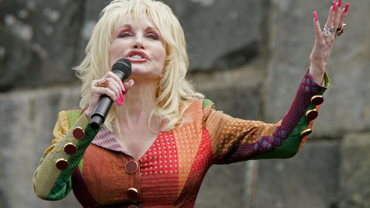 Dolly Parton-themed NASCAR car to debut this weekend