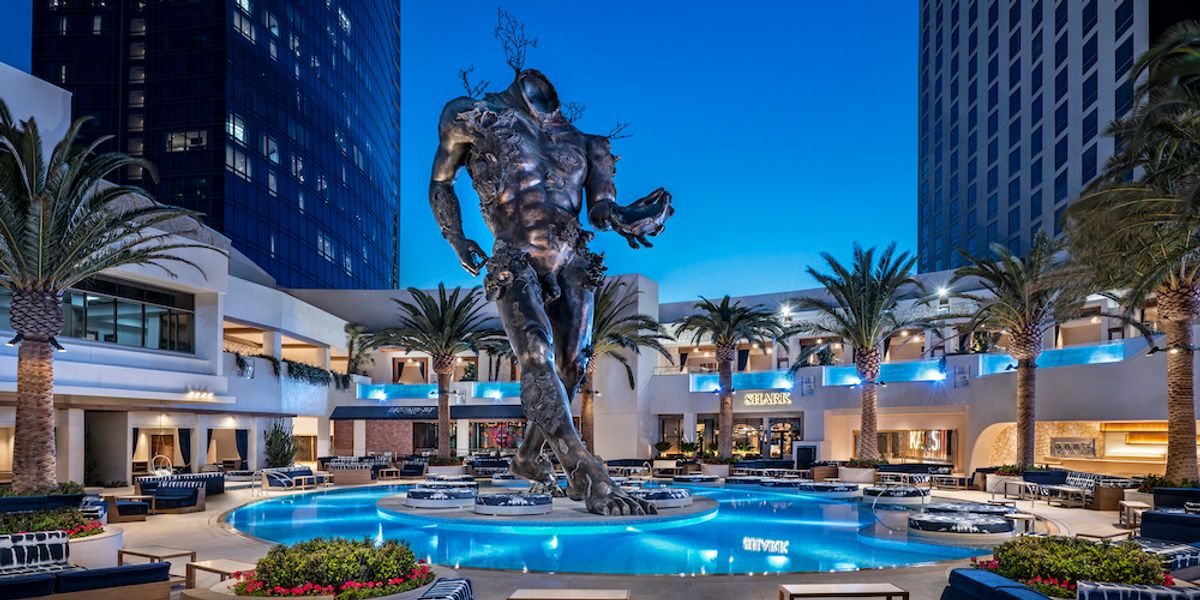 The World’s Hottest Contemporary Art Gallery Is a Vegas Resort