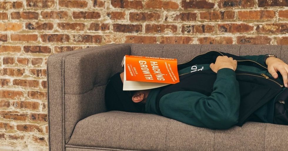 3 Guaranteed Ways To Make Sure Your Alarm Wakes You Up