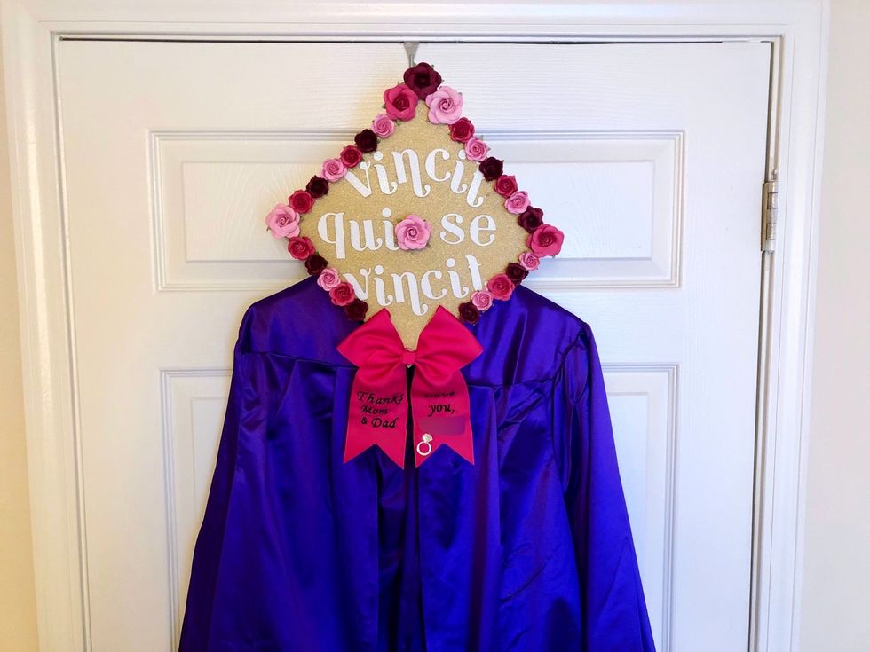 How To Decorate Your Grad Cap In 5 Steps So Easy No Amount Of Senioritis Can Stop You