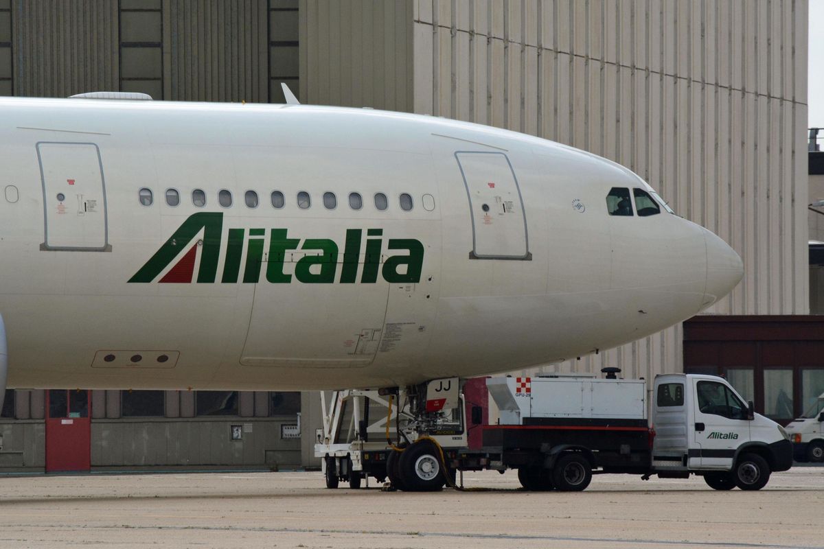 Nemmeno Atlantia vuole Alitalia. Il governo punta a scavallare il voto