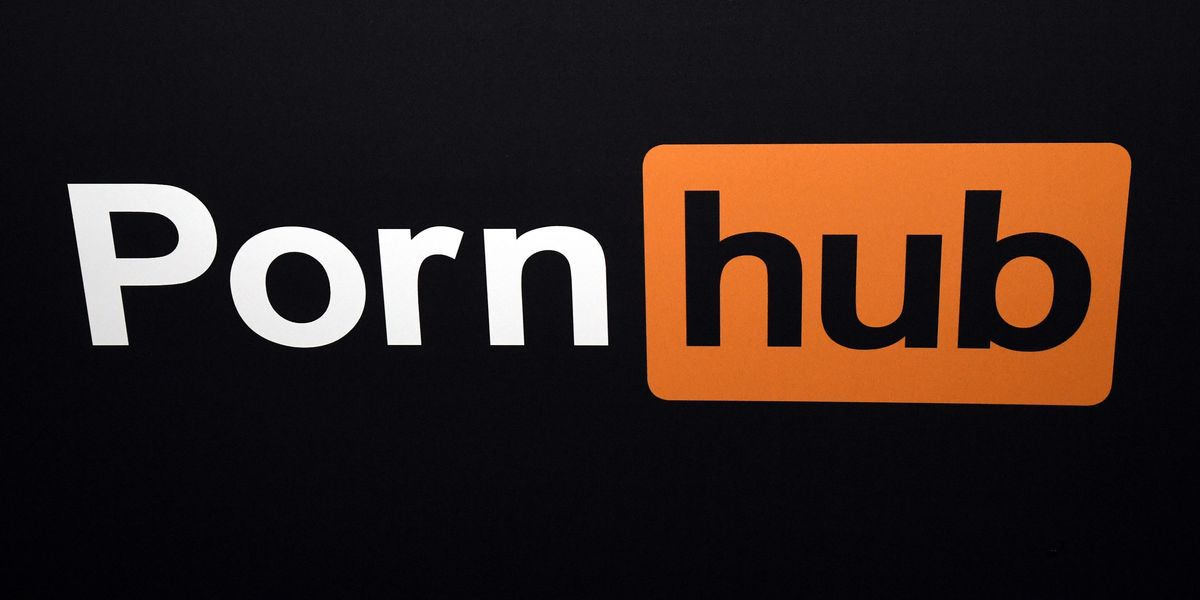 Your Nudes Are Saved! Pornhub Might Buy Tumblr