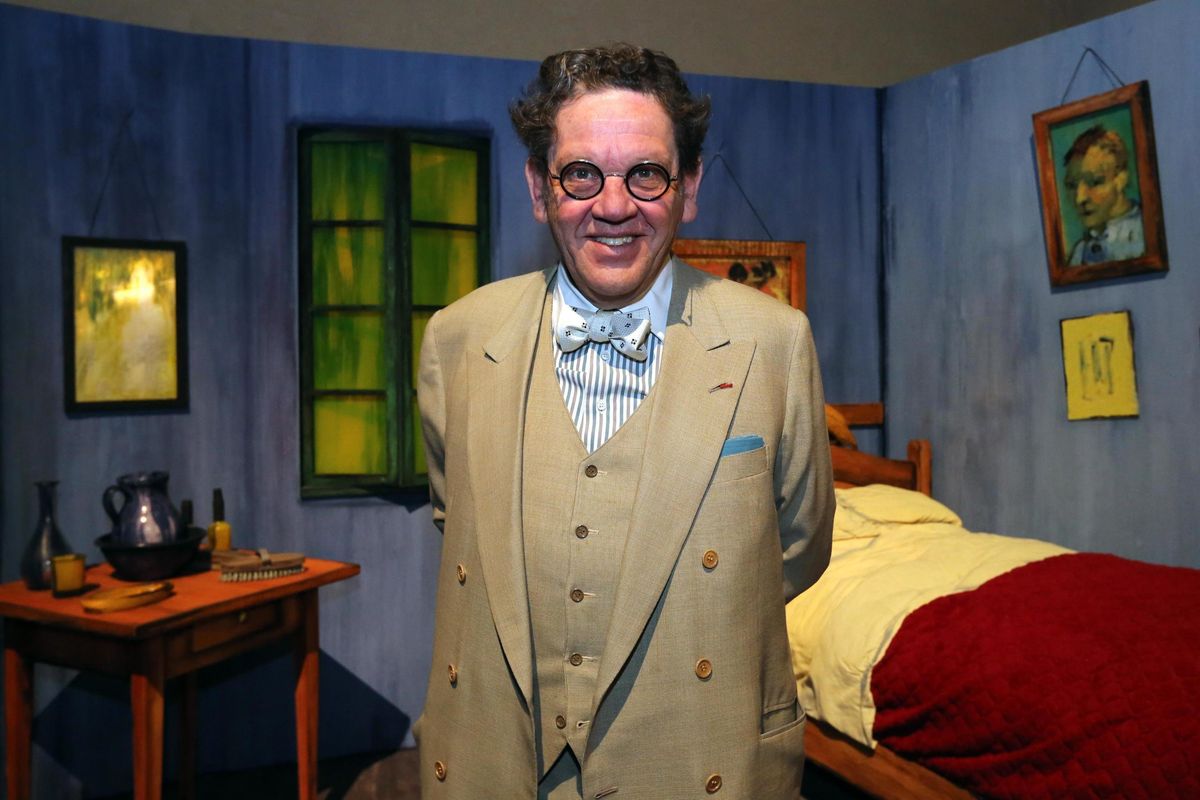 Philippe Daverio: «Votatemi solo se siete illuminati»