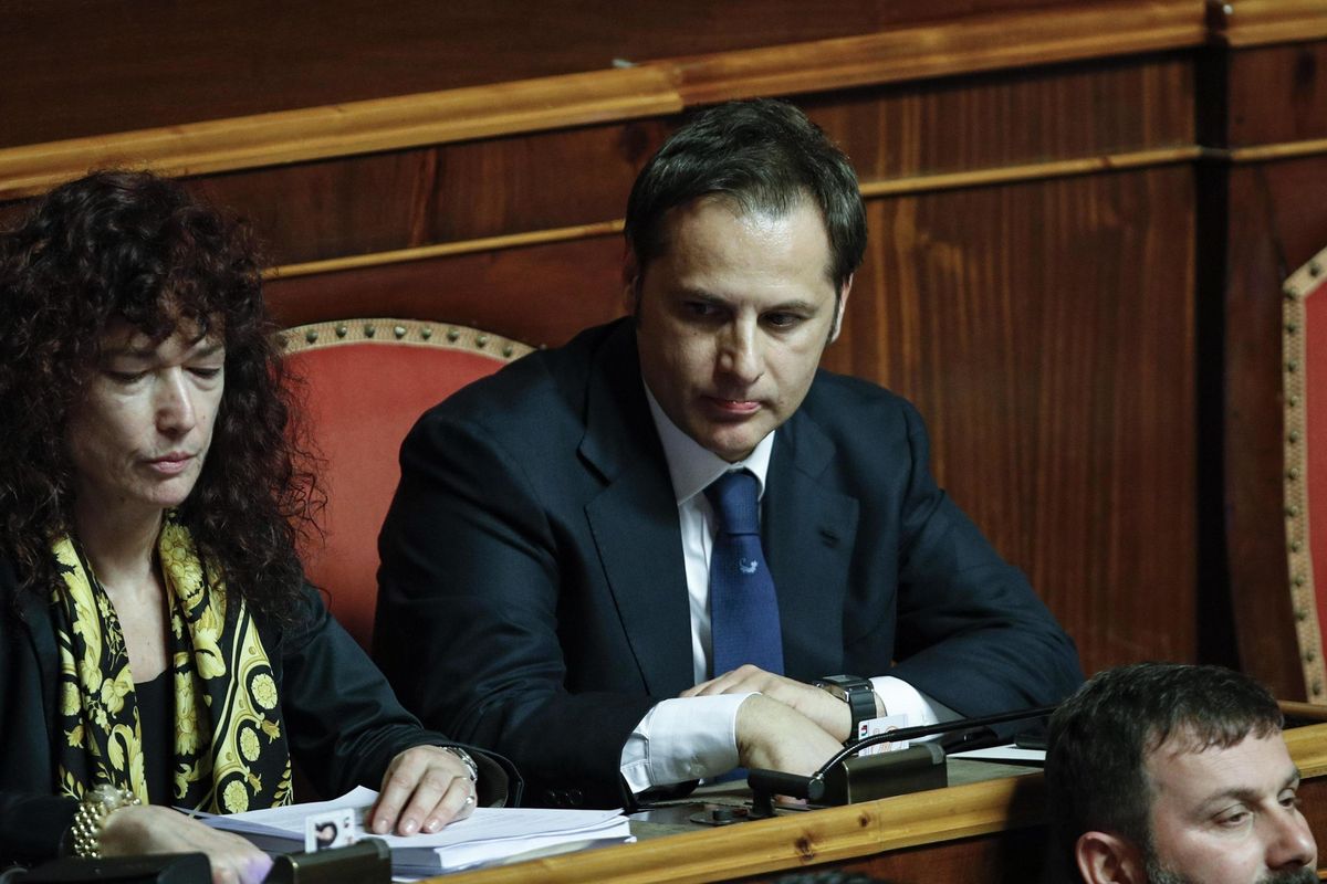 Gli argomenti di Conte contro Siri fanno a pugni col suo stesso governo