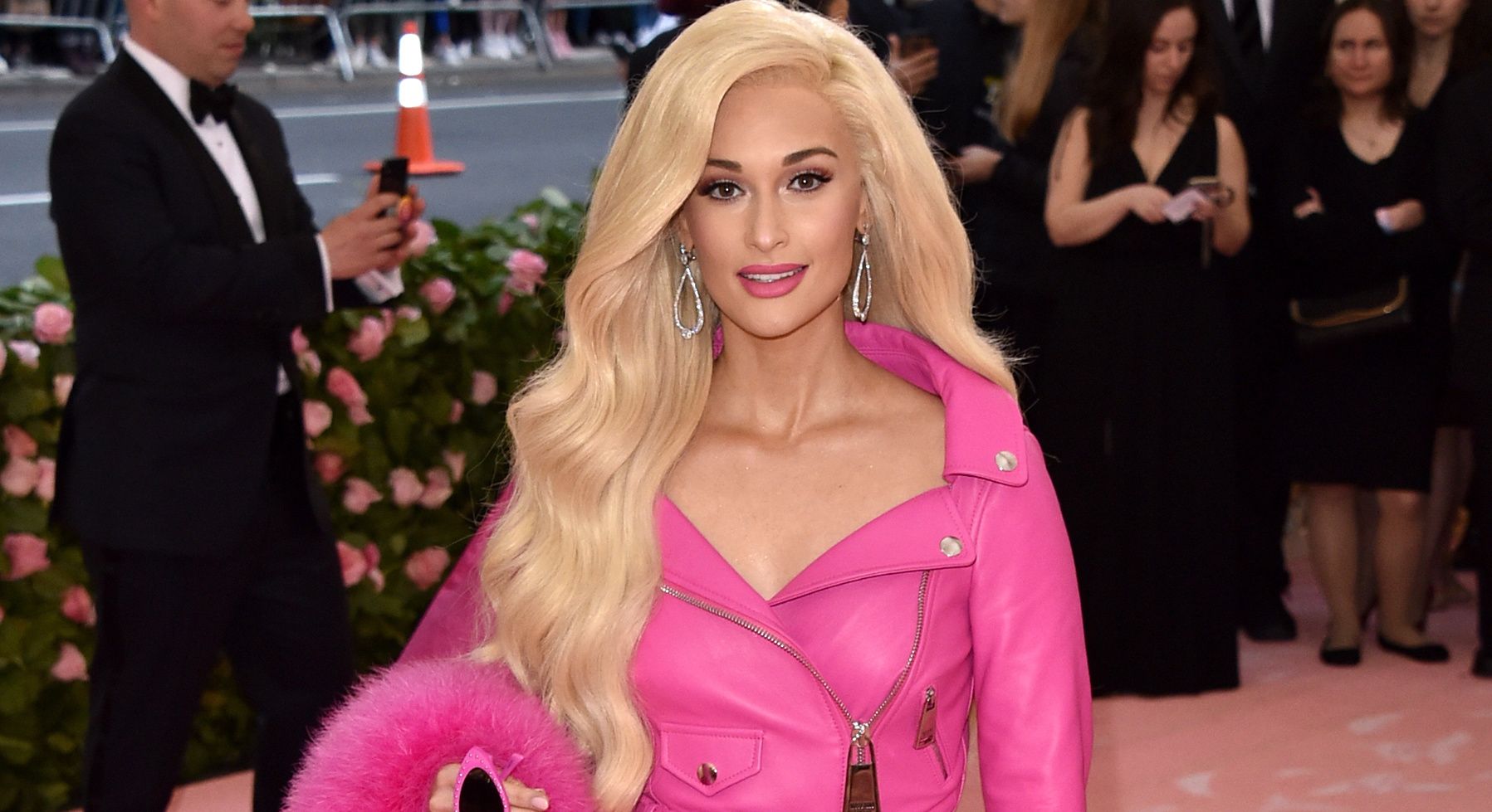 moschino barbie met gala