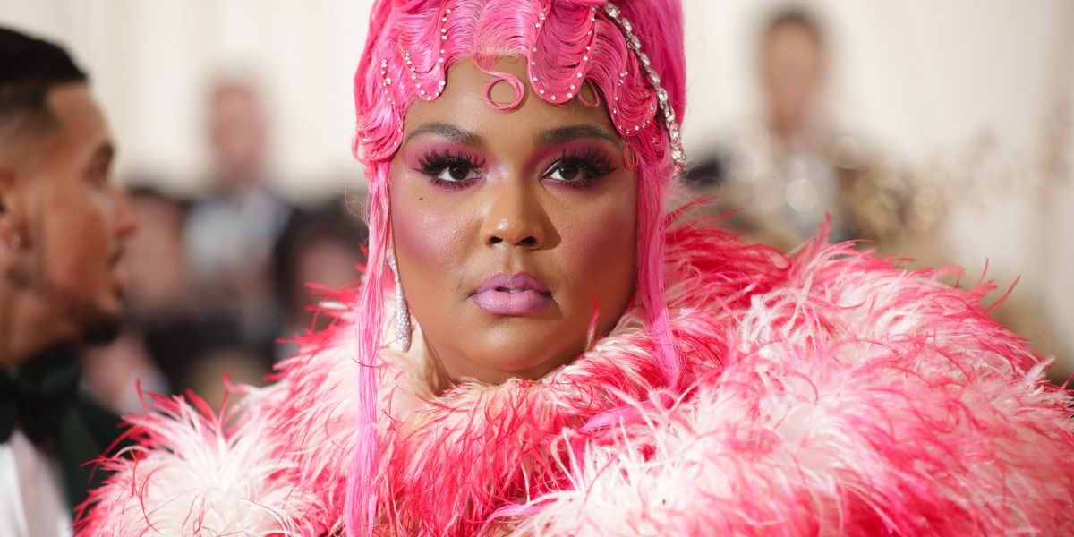 How Lizzo's Team Turned Her Into a 'Ghetto Fabulous' Shirley MacLaine