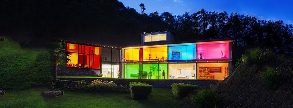 a photo of house with Wiz smart lights on