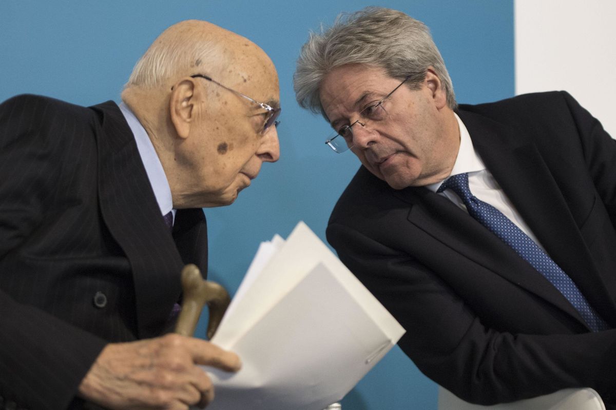 Gentiloni e Napolitano appoggiano la campagna del Pd contro l’Italia