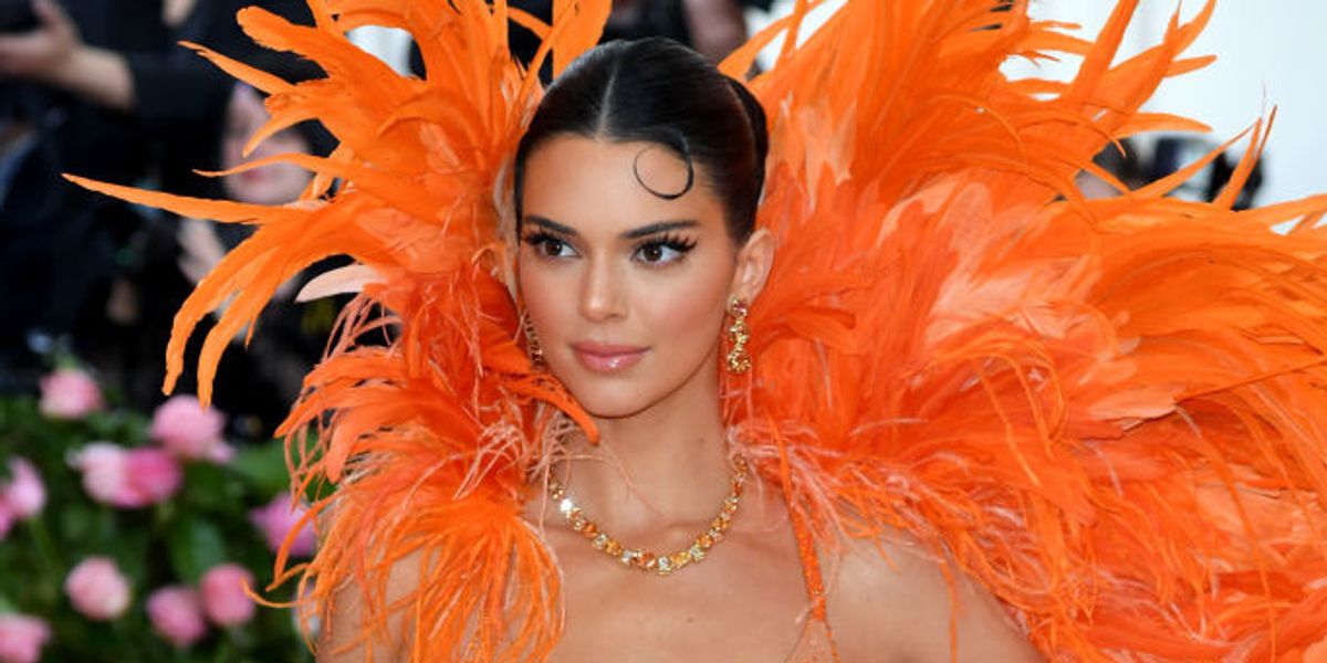 Kendall Jenner Files Trademark For a Beauty Brand - PAPER