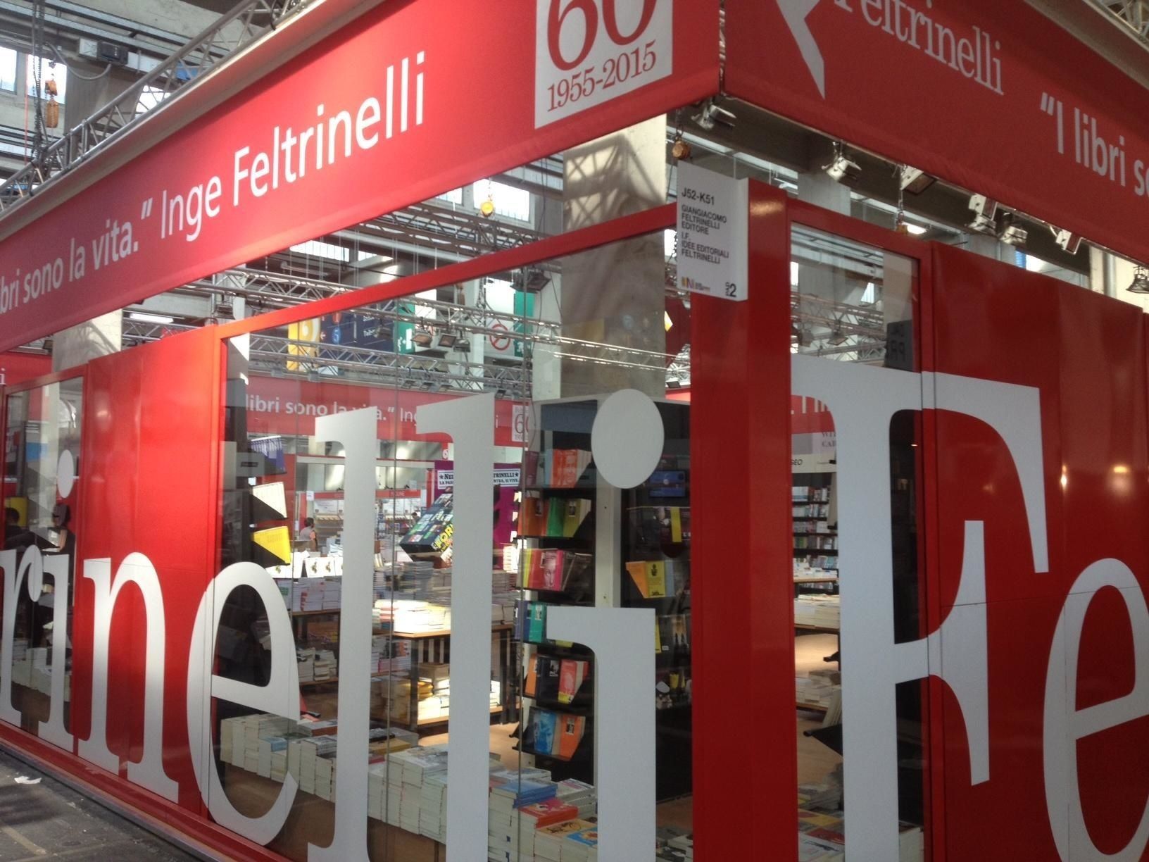 I libri fascisti banditi dal Salone di Torino li vende la Feltrinelli
