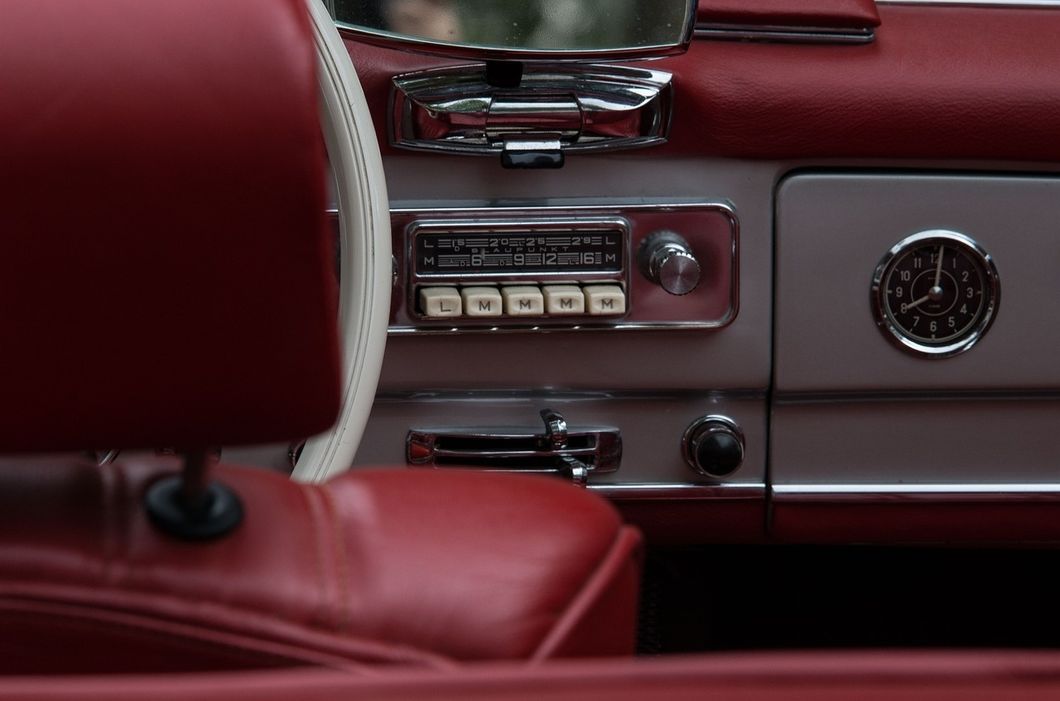 Old car radio