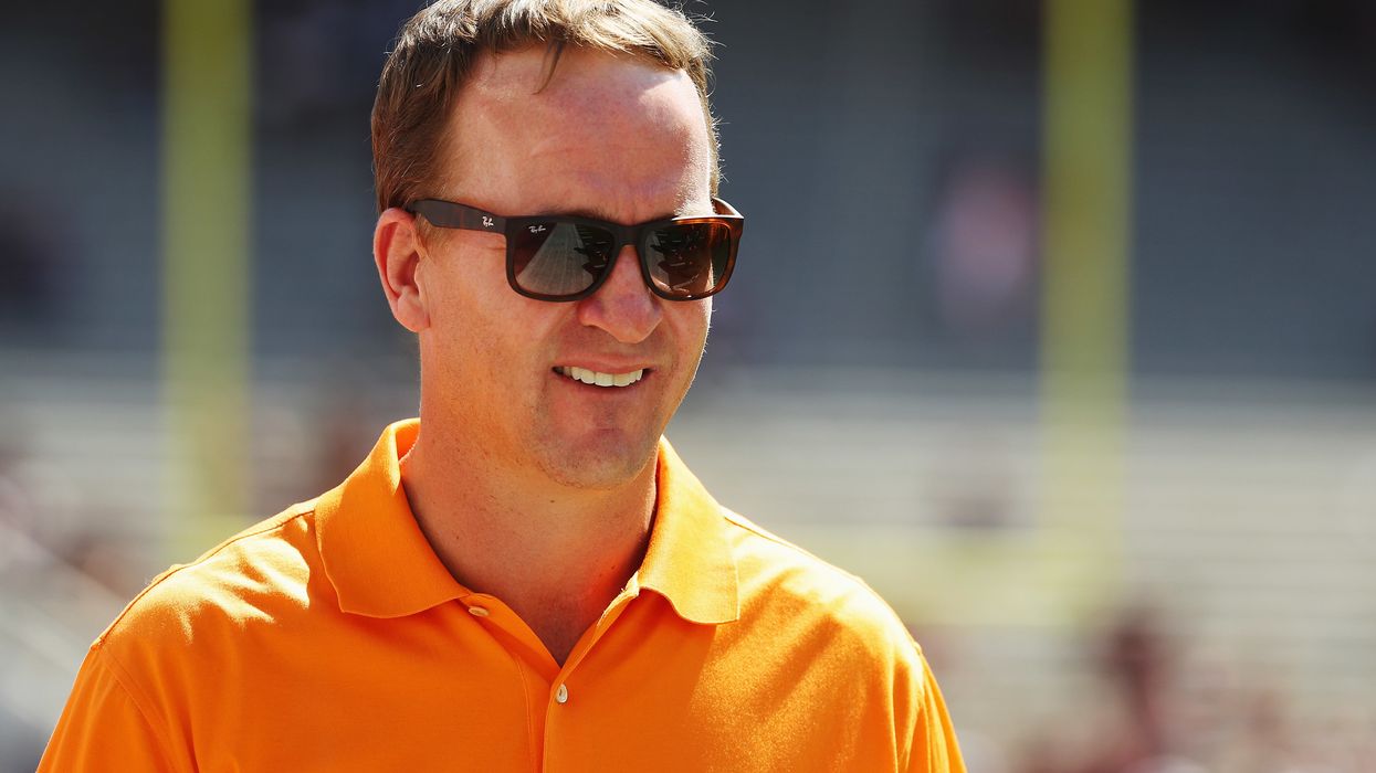 A University of Tennessee virtual class had a surprise guest: Peyton Manning