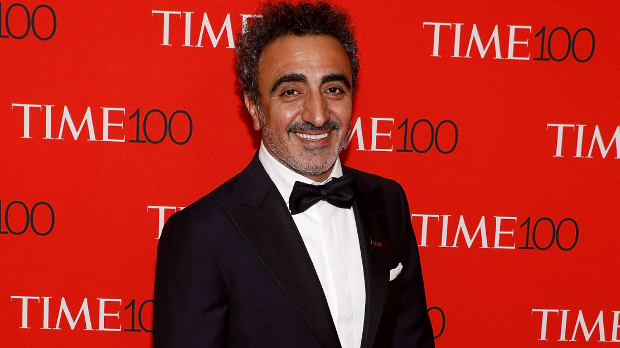 After School Poor-Shames Students By Serving Only Sunbutter&J Sandwiches, Chobani Yogurt Founder Steps In And Pays $77,000 Lunch Debt