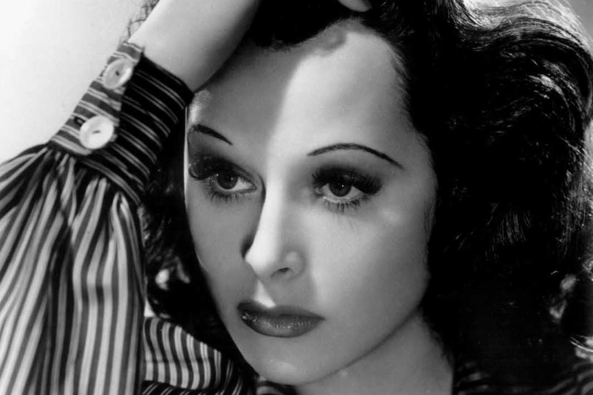La doppia vita di Hedy, la bomba sexy che ideò il wireless