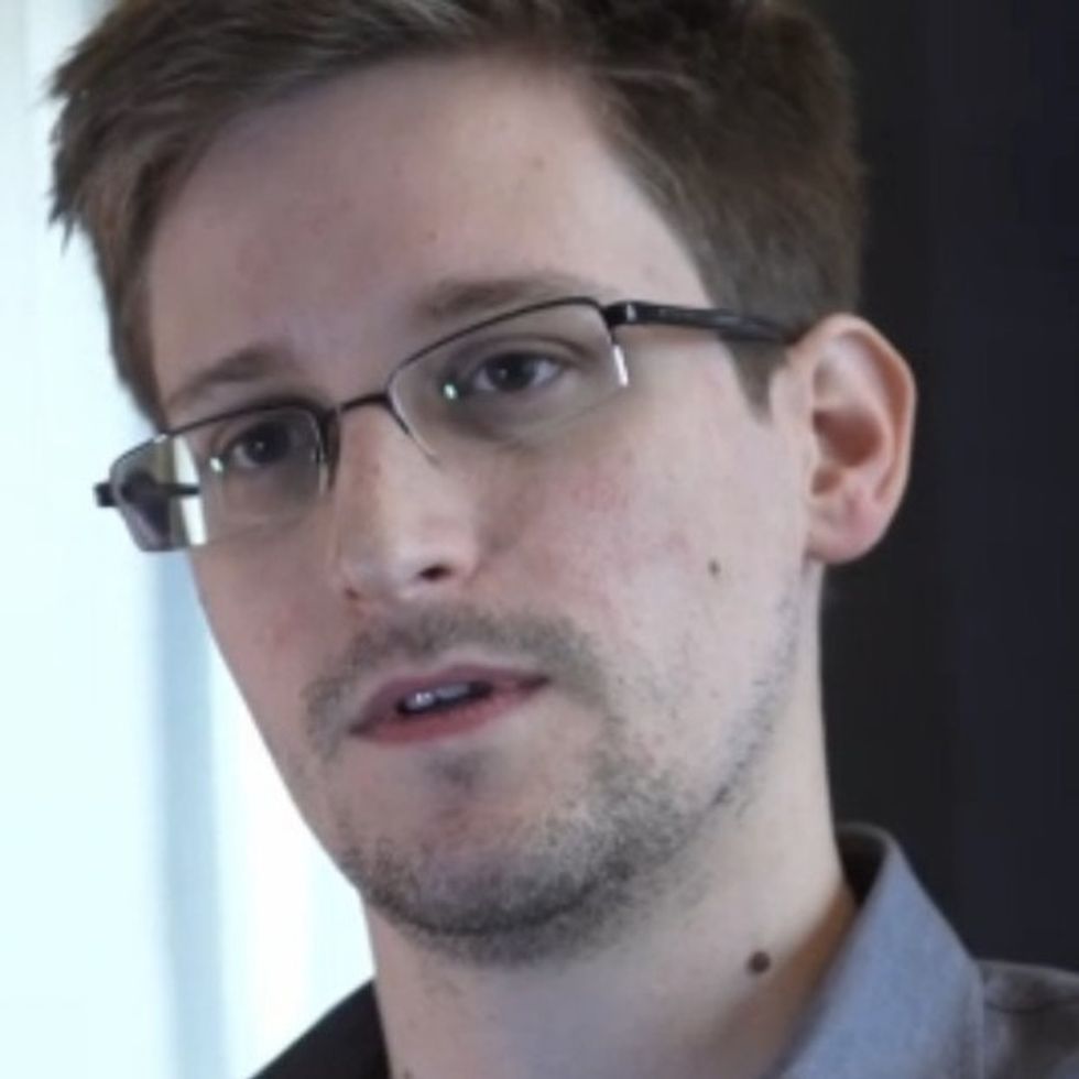 An Ex-CIA Dude Just Enraged Everyone In The Government, So Watch This Before He 'Disappears'