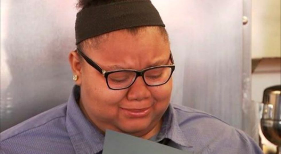 This waitress was just quietly doing the right thing. A viral pic rewarded her in the best way.