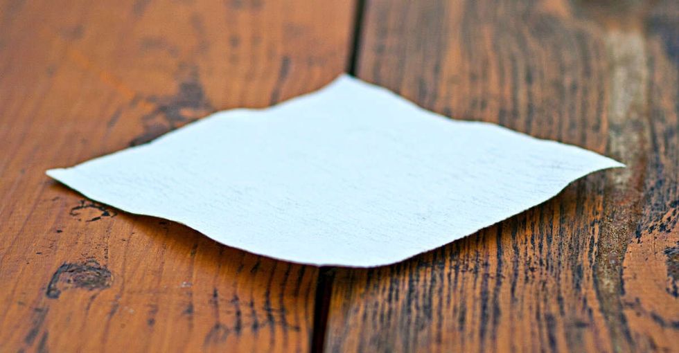 This tiny piece of paper can keep fruits and vegetables fresh 2 to 4 times longer.