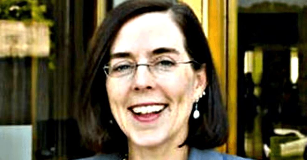Oregon's governor just did a thing that could change everything for voters if other states copy it.