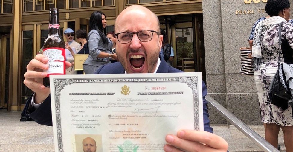 This viral set of tweets about becoming a U.S. citizen will bring a smile to your face.