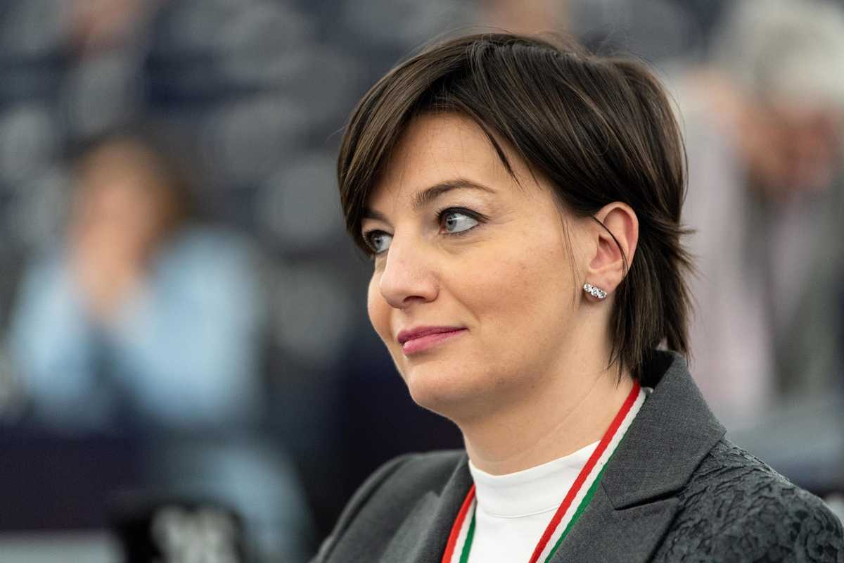 Altra botta per Forza Italia: indagata la Comi