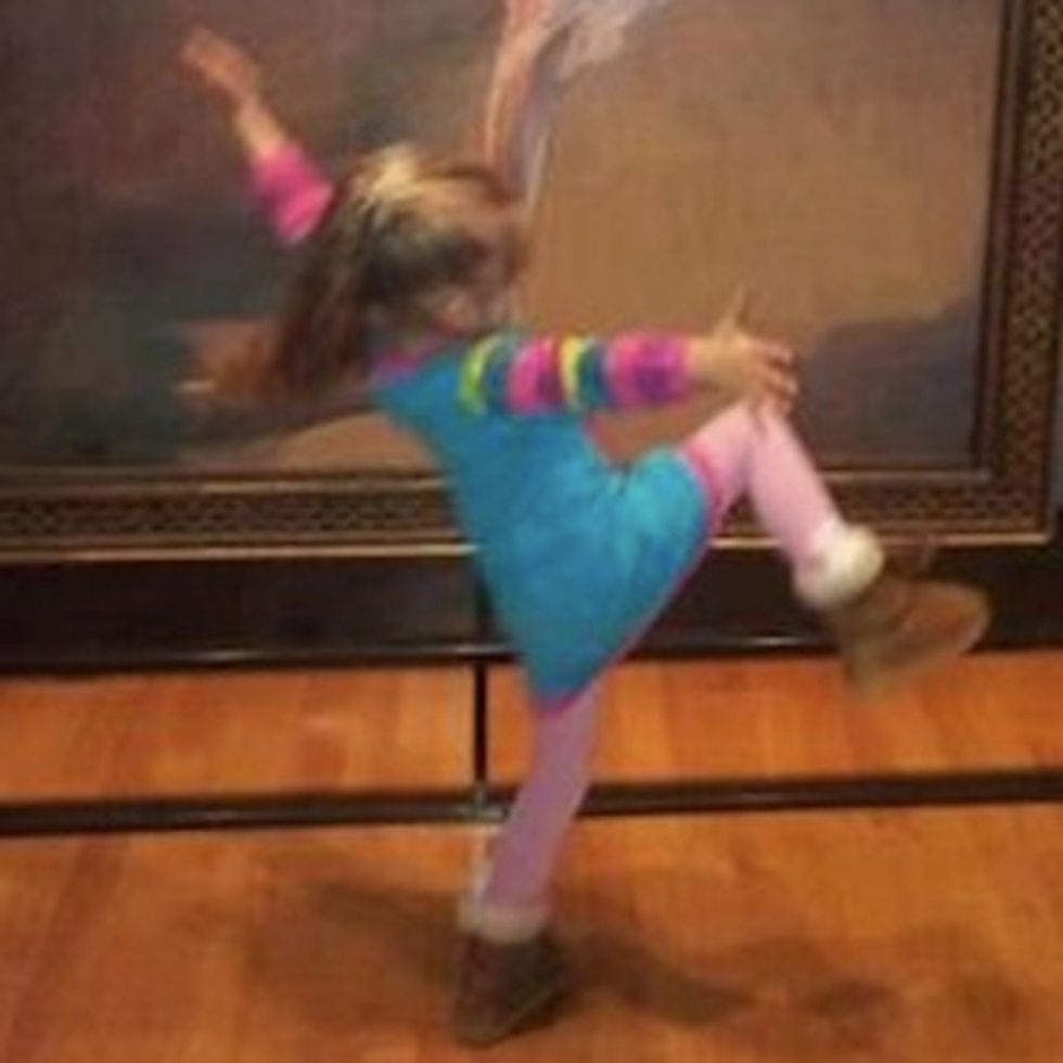 I Challenge You Not To Smile When You See What This Little Girl Is Doing
