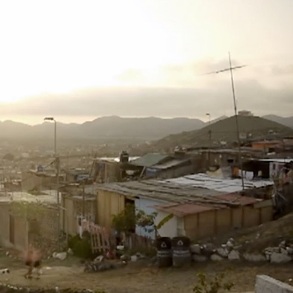 This Desert Miracle Can Only Mean 1 Of 2 Things: Engineers Rule, Or There Are Wizards Afoot