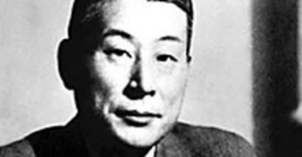 He saved thousands from the Nazis by writing their visas by hand. Here's his story.