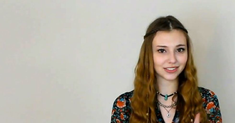 Ever Considered What Guys Look For In Girls? Forget It. Think About What A 17-Year-Old Says Instead.