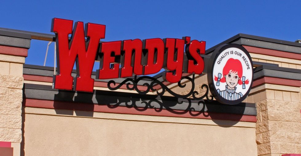 5 incredibly delicious chain restaurants you should never, ever eat at and 1 you should but can't