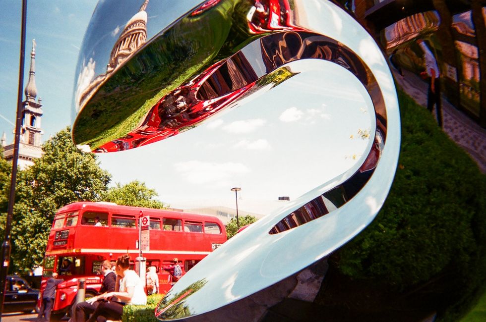 double-decker-bus, sculpture, contest