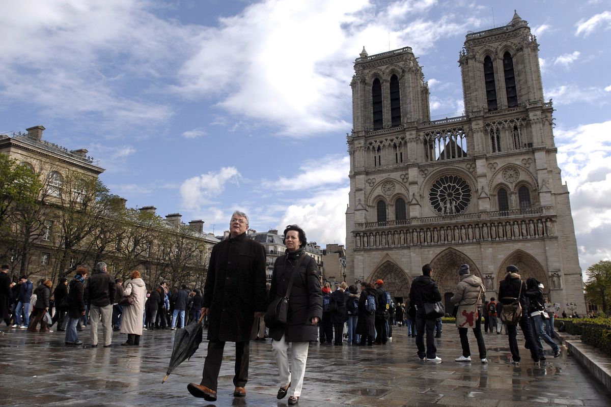 Parigi non aveva assicurato la cattedrale