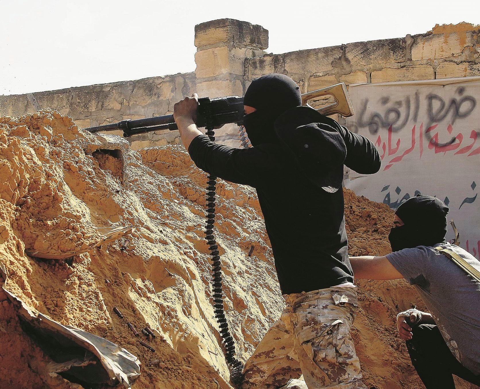 Jihadisti all’italiana: «Curiamo gli infedeli usando la spada»