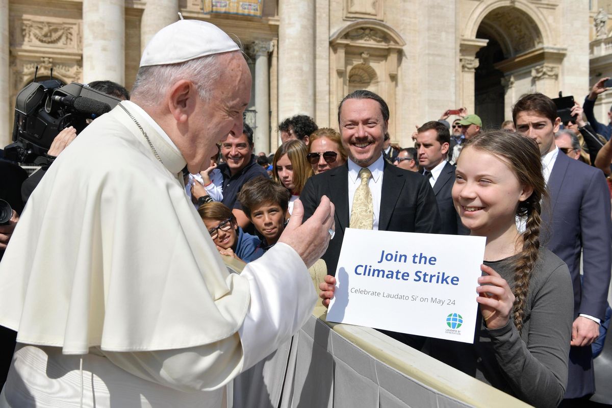 Santa Greta da Stoccolma è perfetta per coprire l’incapacità dei potenti