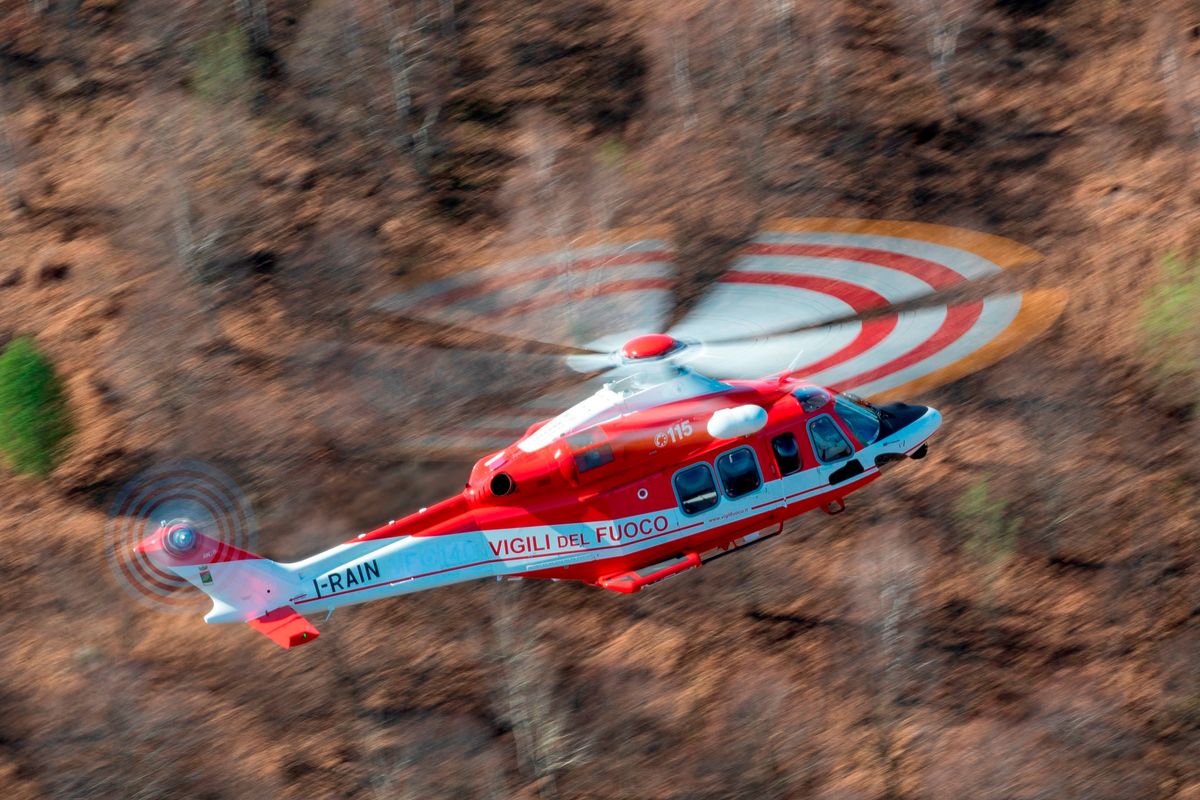 Rinnovo flotta per i vigili del Fuoco. Consegnati i primi due Aw139