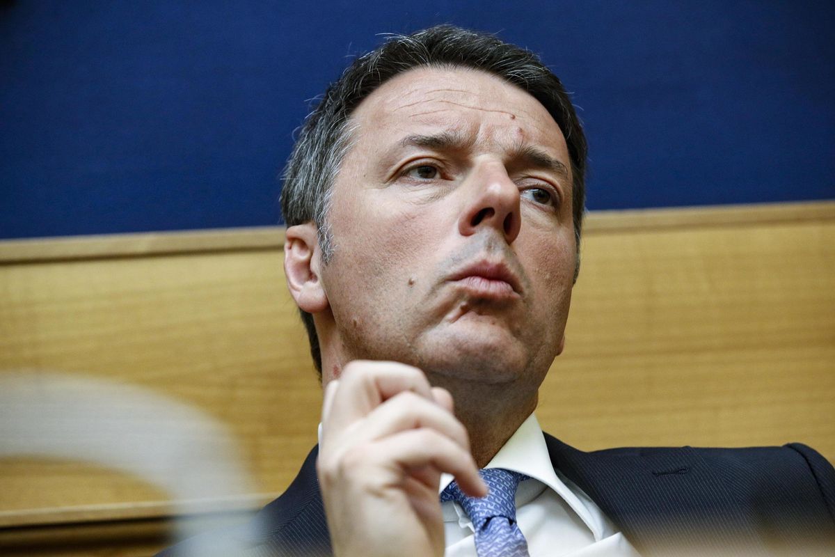 Renzi usa l’Umbria per spaccare il partito